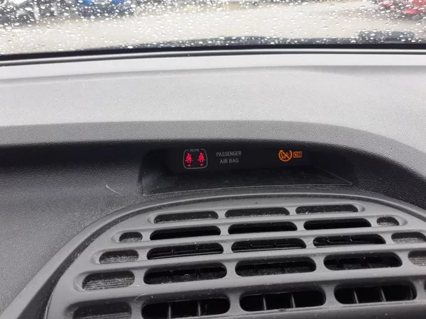 Peugeot 108 1.0 VTi 53kW 1.maj.ČR - foto 9