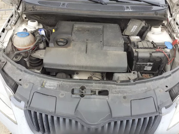 Škoda Roomster 1.2 HTP - foto 12