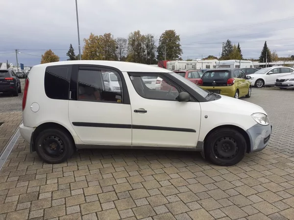 Škoda Roomster 1.2 HTP - foto 3