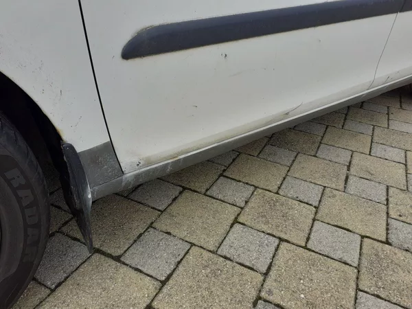 Škoda Roomster 1.2 HTP - foto 8