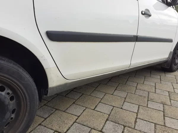 Škoda Roomster 1.2 HTP - foto 9