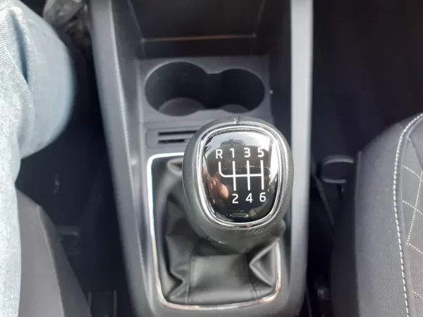 Škoda Fabia III Kombi 1.2 TSi 81kW - foto 18