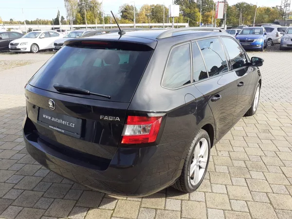 Škoda Fabia III Kombi 1.2 TSi 81kW - foto 4