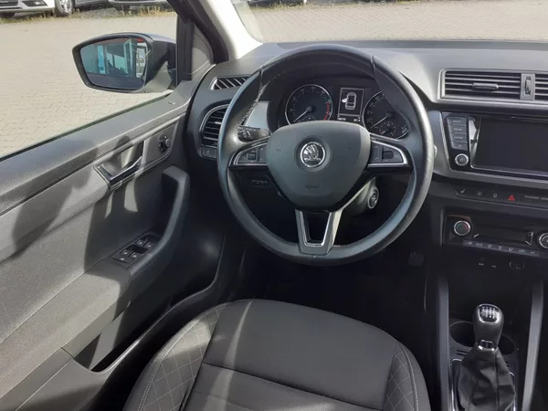 Škoda Fabia III Kombi 1.2 TSi 81kW - foto 8