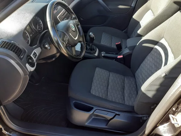 Škoda Octavia KOMBI 1.4 TSI - foto 16