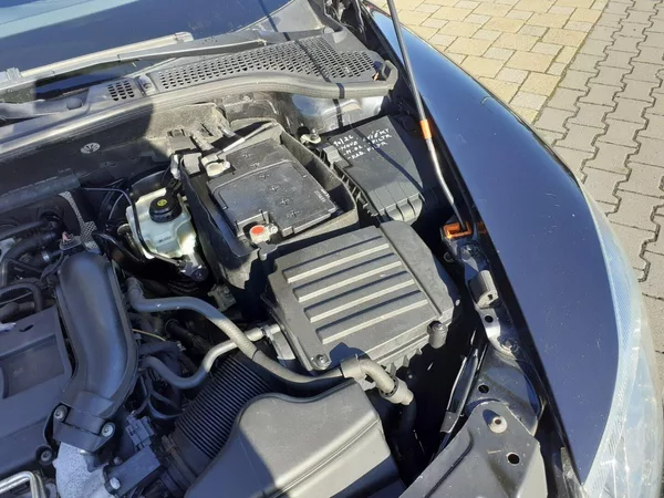 Škoda Octavia KOMBI 1.4 TSI - foto 25