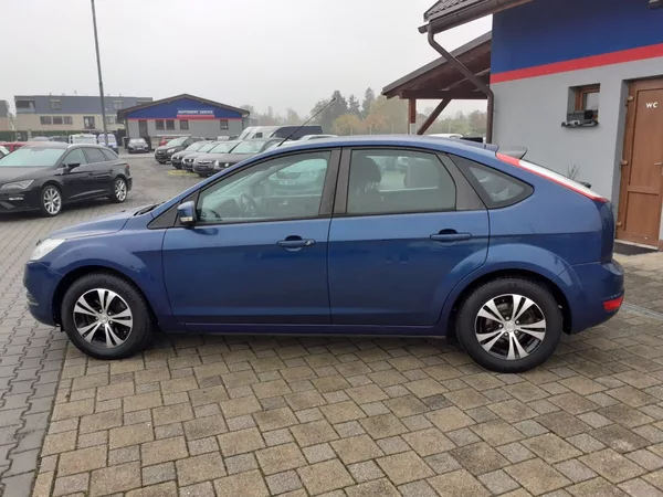 Ford Focus 1.6 16V TREND - foto 6