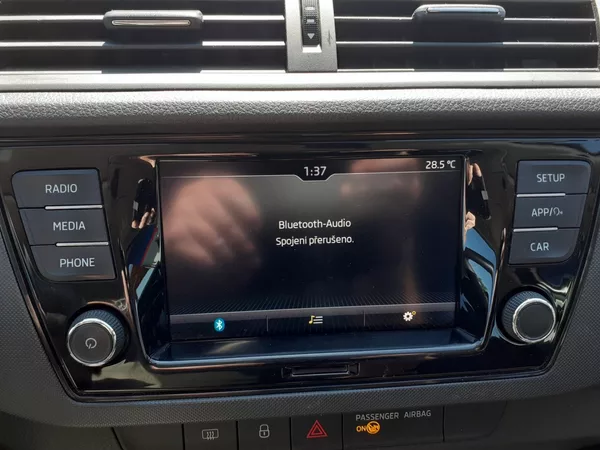 Škoda Fabia Kombi 1.0 TSi ČR - foto 13