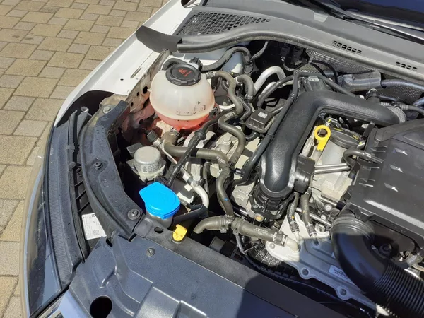 Škoda Fabia Kombi 1.0 TSi ČR - foto 26