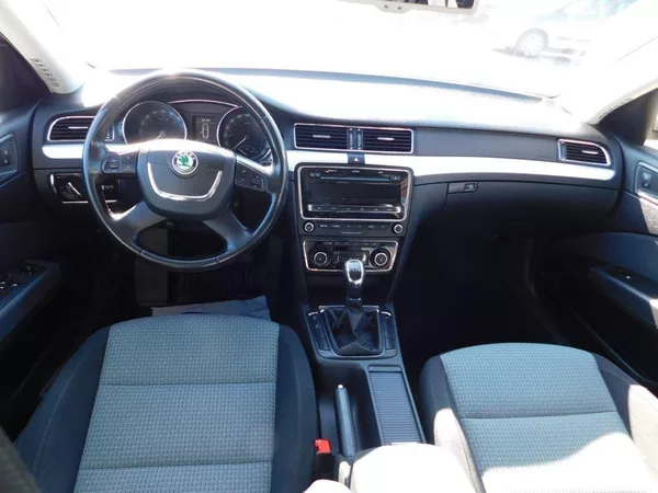 Škoda Superb II Kombi 2.0 TDi - foto 7