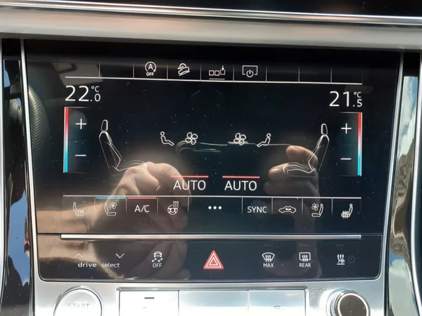 Audi Q7 50 TDi 4x4 s line Mild Hybrid - foto 15