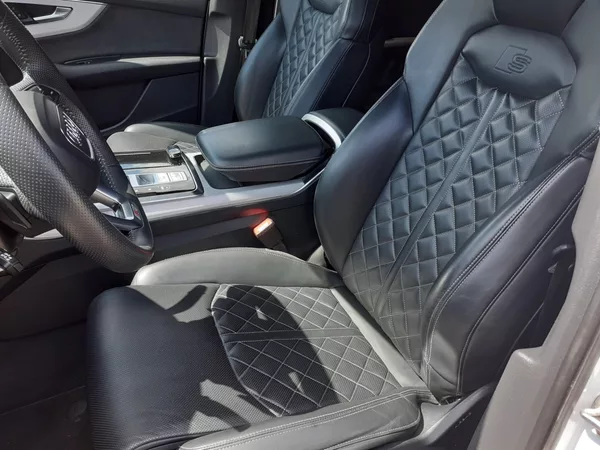 Audi Q7 50 TDi 4x4 s line Mild Hybrid - foto 22