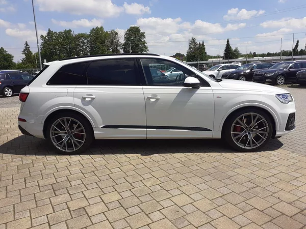 Audi Q7 50 TDi 4x4 s line Mild Hybrid - foto 3