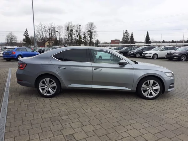 Škoda Superb III 2.0 TDi DSG ČR - foto 3