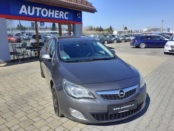 Opel Astra 1.7 CDTi KOMBI SPORT - foto 2