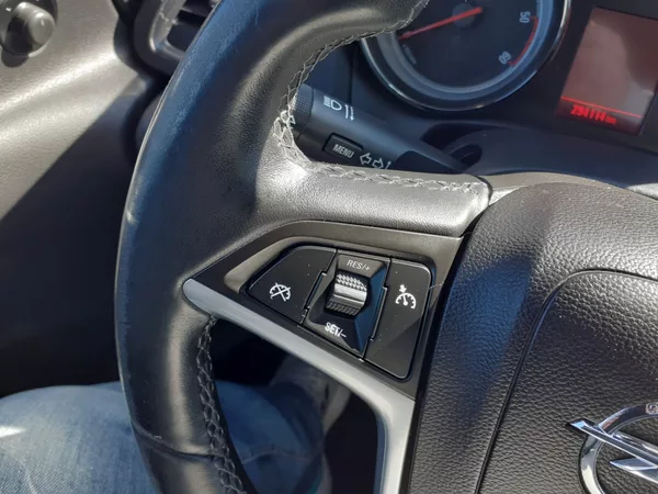 Opel Astra 1.7 CDTi KOMBI SPORT - foto 9