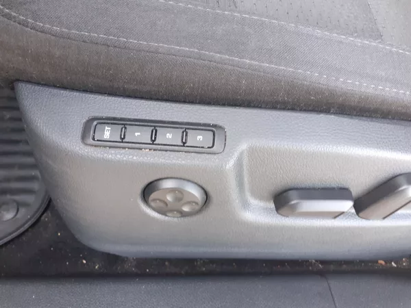 Škoda Superb 2.0 TDi Elegance - foto 20