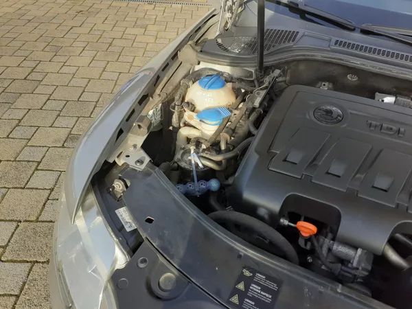 Škoda Superb 2.0 TDi Elegance - foto 29