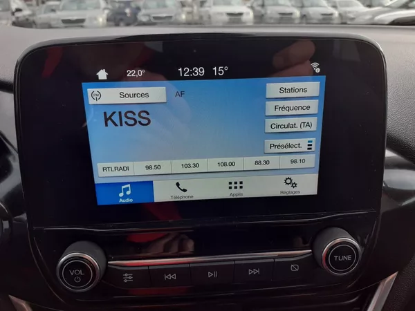 Ford Fiesta 1.1 I 63 KW - foto 11