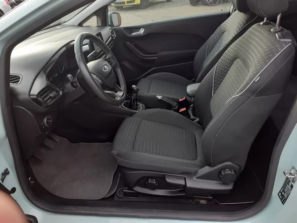 Ford Fiesta 1.1 I 63 KW - foto 17