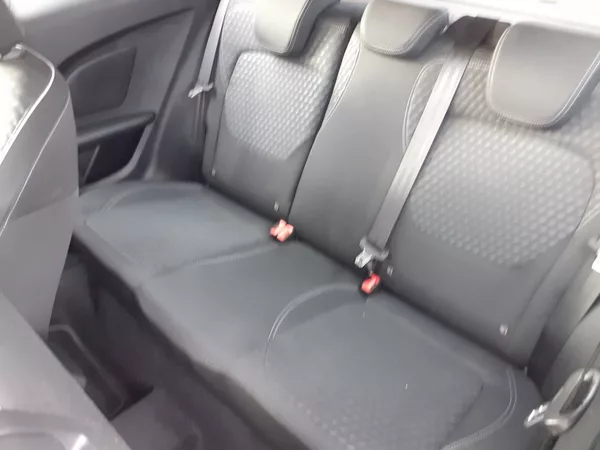 Ford Fiesta 1.1 I 63 KW - foto 18