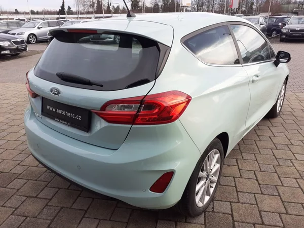 Ford Fiesta 1.1 I 63 KW - foto 4