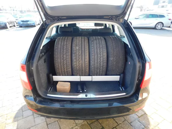 Škoda Superb II Kombi 1.8 TSi - foto 18
