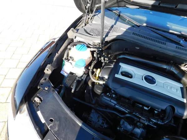 Škoda Superb II Kombi 1.8 TSi - foto 23