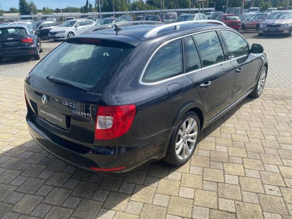 Škoda Superb II Kombi 1.8 TSi - foto 4