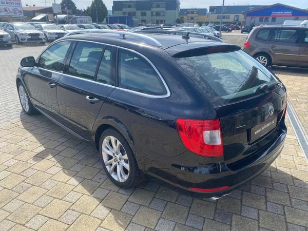 Škoda Superb II Kombi 1.8 TSi - foto 5