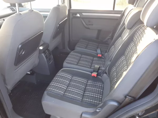 Volkswagen Touran 2.0 TDi CROSS - foto 22