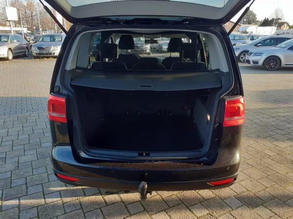 Volkswagen Touran 2.0 TDi CROSS - foto 23