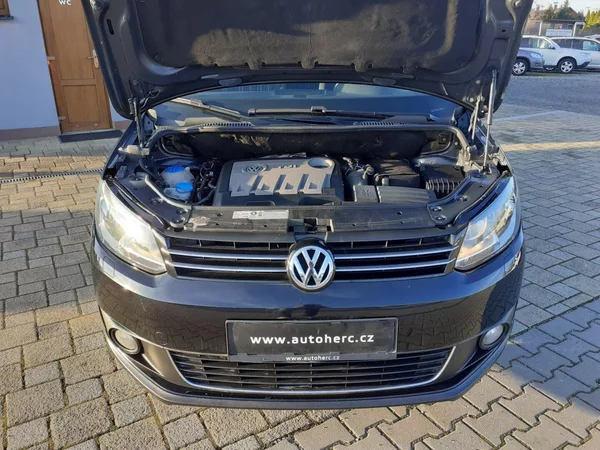 Volkswagen Touran 2.0 TDi CROSS - foto 27