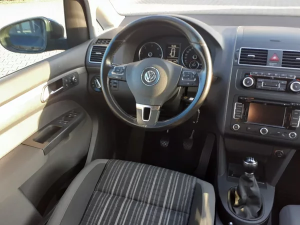 Volkswagen Touran 2.0 TDi CROSS - foto 9
