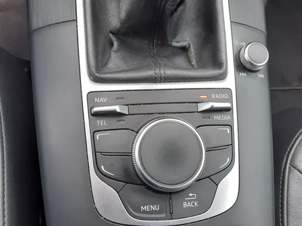 Audi A3 1.6 TDi - foto 15