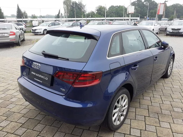 Audi A3 1.6 TDi - foto 4