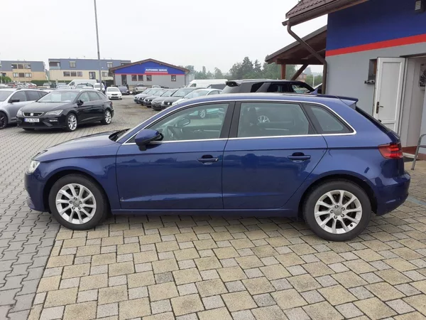 Audi A3 1.6 TDi - foto 6