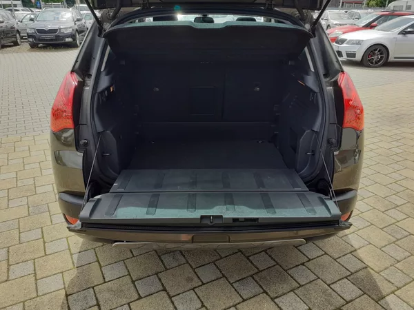 Peugeot 3008 1.6 i 16V 115Kw - foto 22