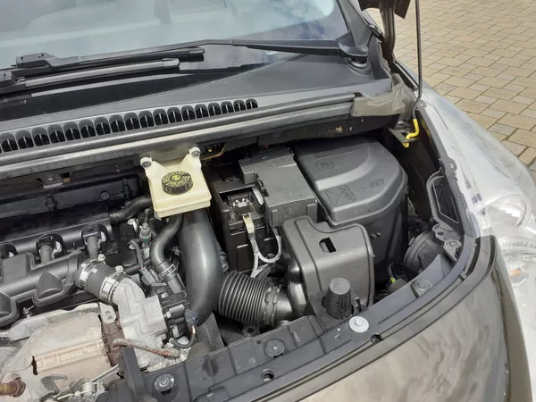 Peugeot 3008 1.6 i 16V 115Kw - foto 26