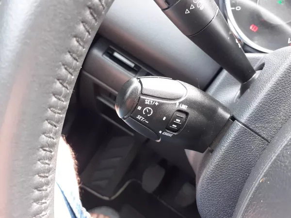 Peugeot 3008 1.6 i 16V 115Kw - foto 9