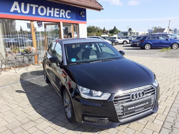 Audi A1 1.0 12V TFSi Sportback - foto 2