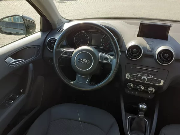 Audi A1 1.0 12V TFSi Sportback - foto 8
