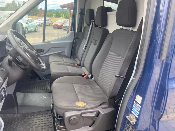 Ford Transit 2.2 TDCi - foto 10