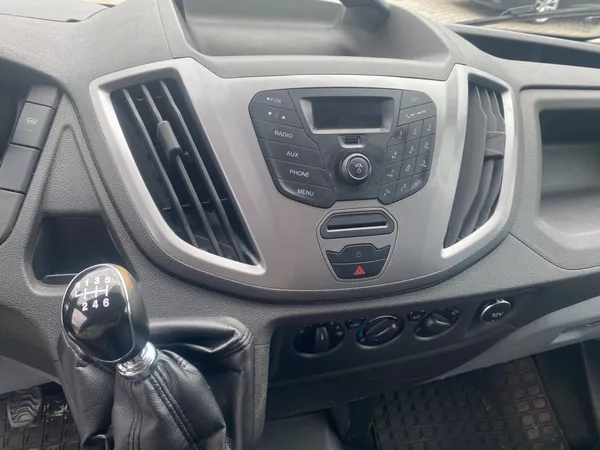 Ford Transit 2.2 TDCi - foto 8