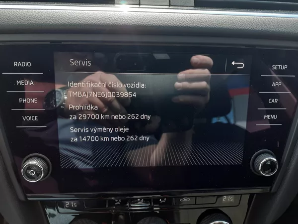 Škoda Octavia 2.0 TDi DSG - foto 15
