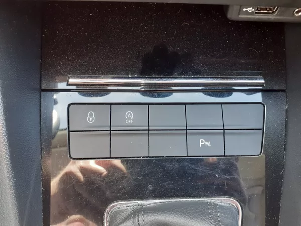 Škoda Octavia 2.0 TDi DSG - foto 17