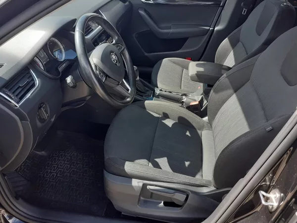 Škoda Octavia 2.0 TDi DSG - foto 21