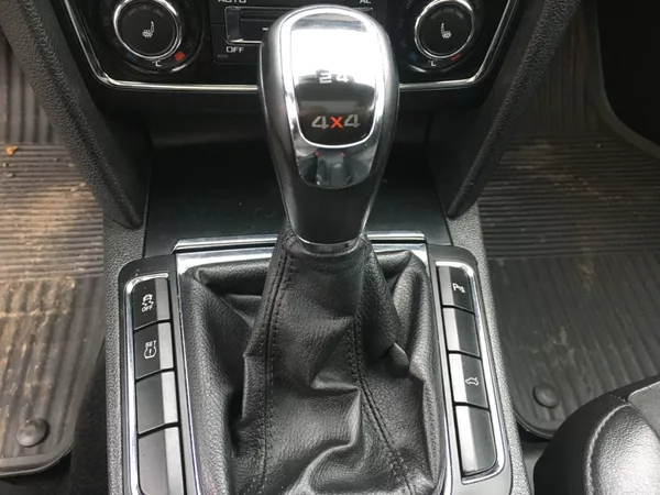 Škoda Superb II 2.0 TDi 4X4 125 kW - foto 12