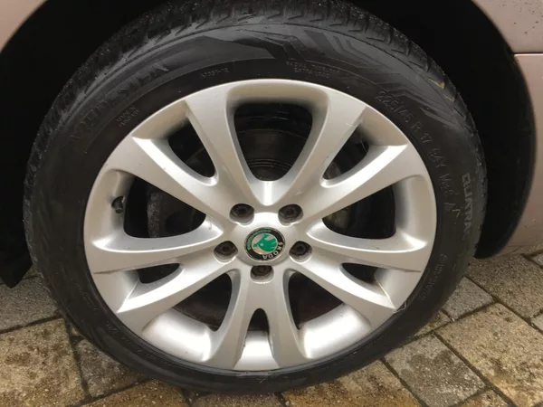 Škoda Superb II 2.0 TDi 4X4 125 kW - foto 25