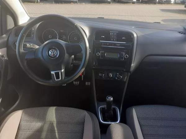 Volkswagen Polo 1.6 TDi CROOS - foto 12